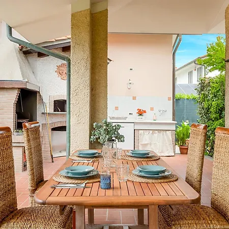 Giulia - A Marina di Pietrasanta