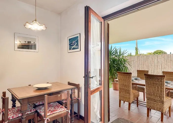 Giulia - A * Marina di Pietrasanta