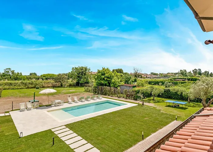 Giulia - A * Marina di Pietrasanta