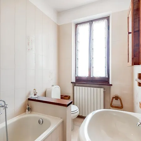 Giulia Apartment